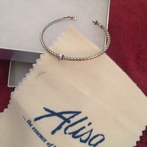 ALISA BRACELET